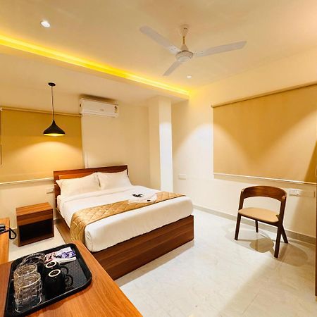 Hotel Star Avenue - Indiranagar Bangalore Exterior photo