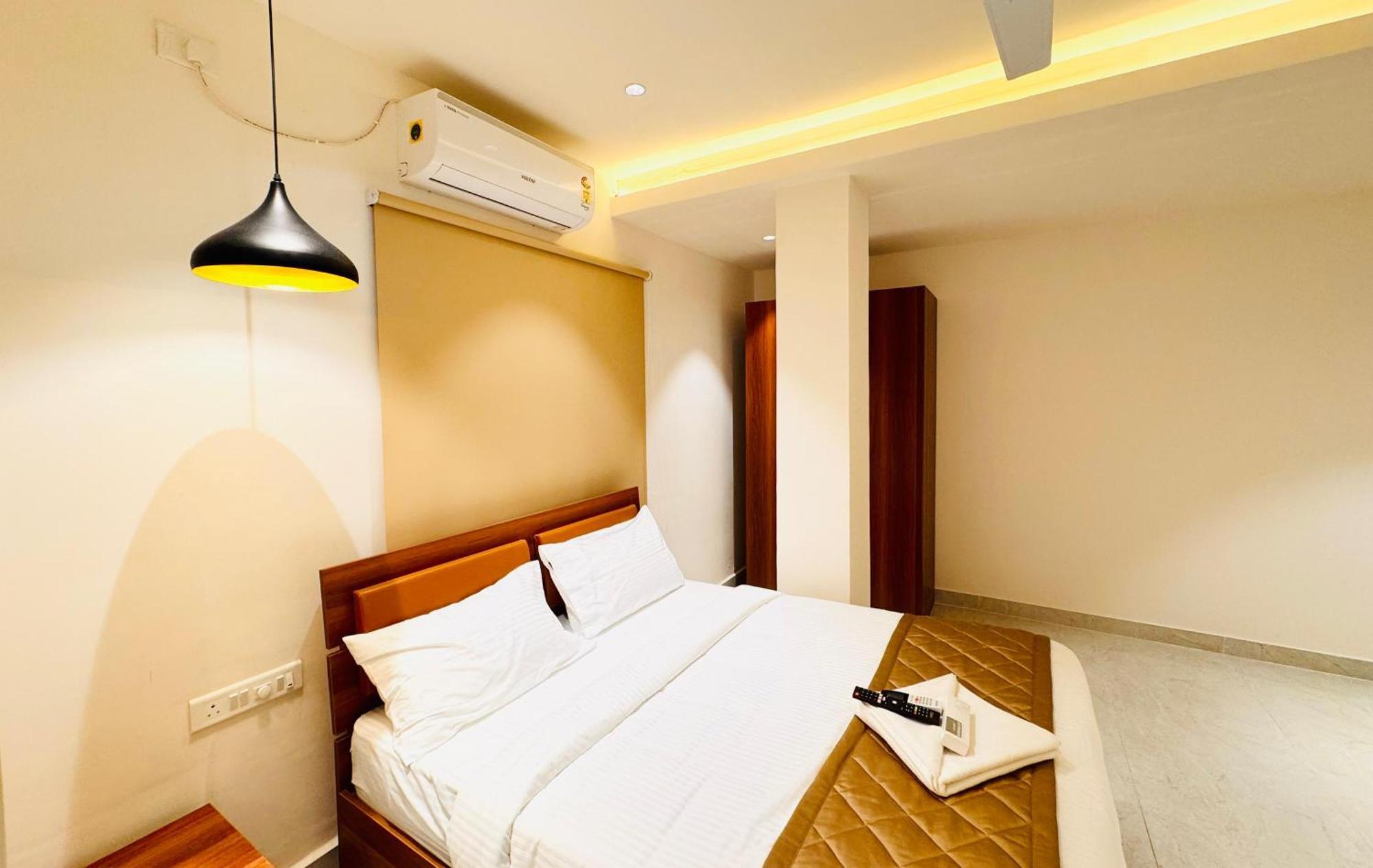 Hotel Star Avenue - Indiranagar Bangalore Exterior photo